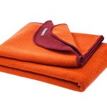 disana Doubleface-Decke in der Farbe Orange-Cassis